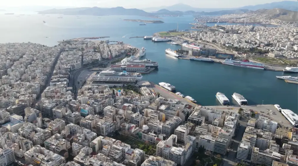 piraeus_port